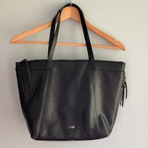 Joe’s Jeans leather shoulder bag.